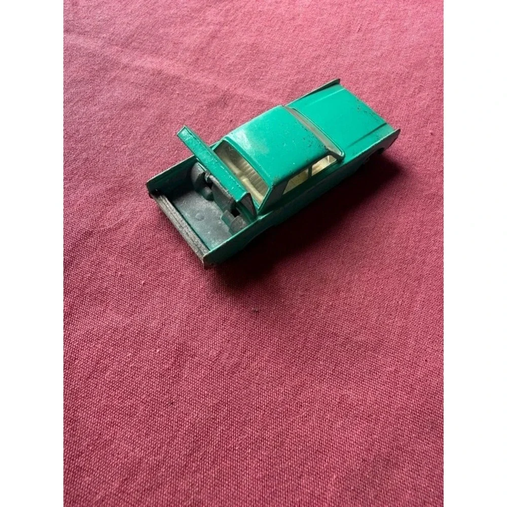 Vintage Matchbox Series No 31 Lincoln Continental Diecast Car Teal